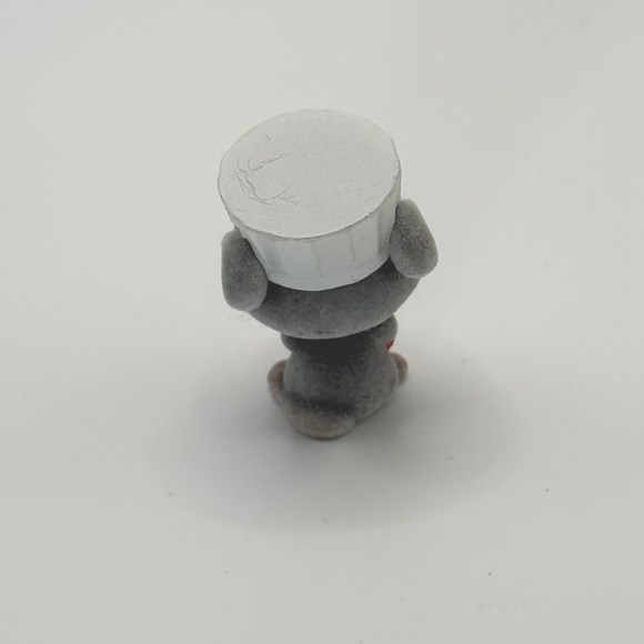 Disney Doorables Remy Ratatouille Mini Flocked Figurine - Picture 2 of 3